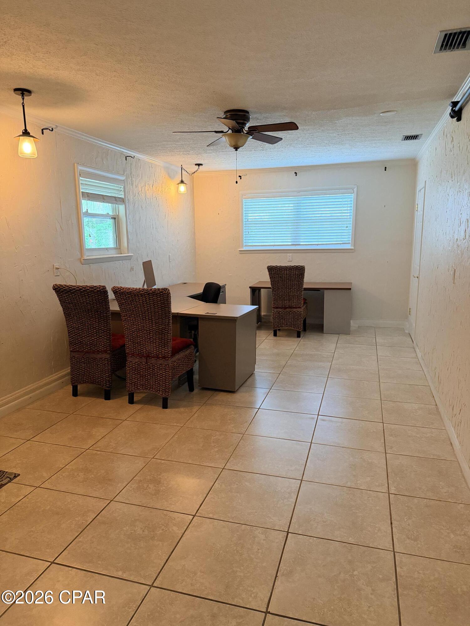 2131 Saint Andrews Boulevard Suite B — photo