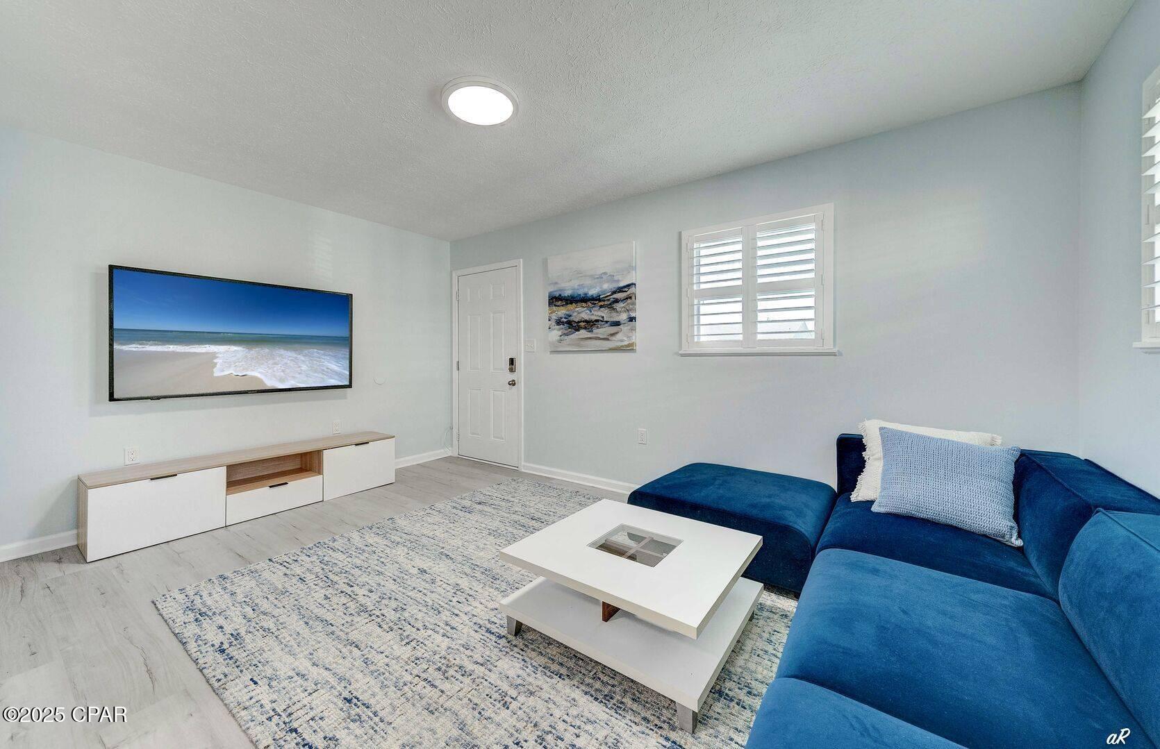7308 Sunset Avenue B — photo