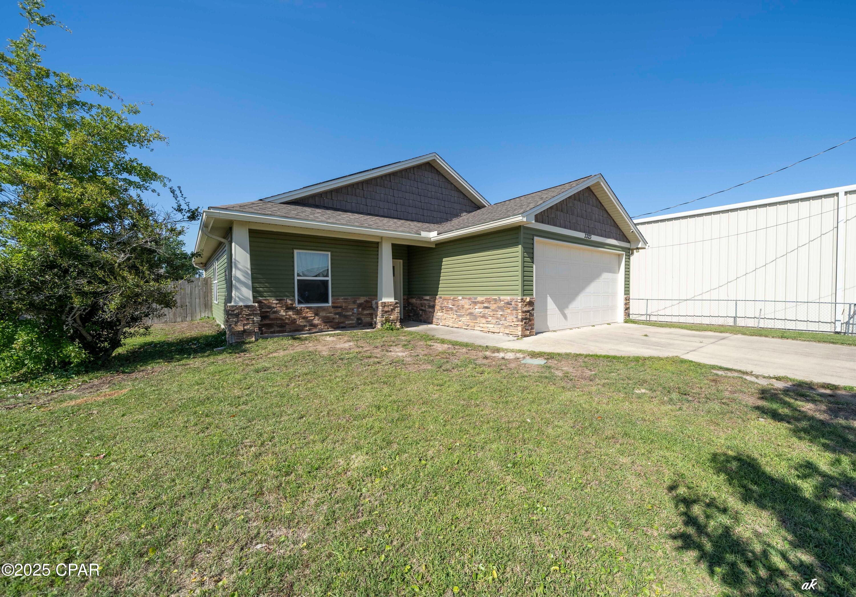 3323 Monica Road — photo