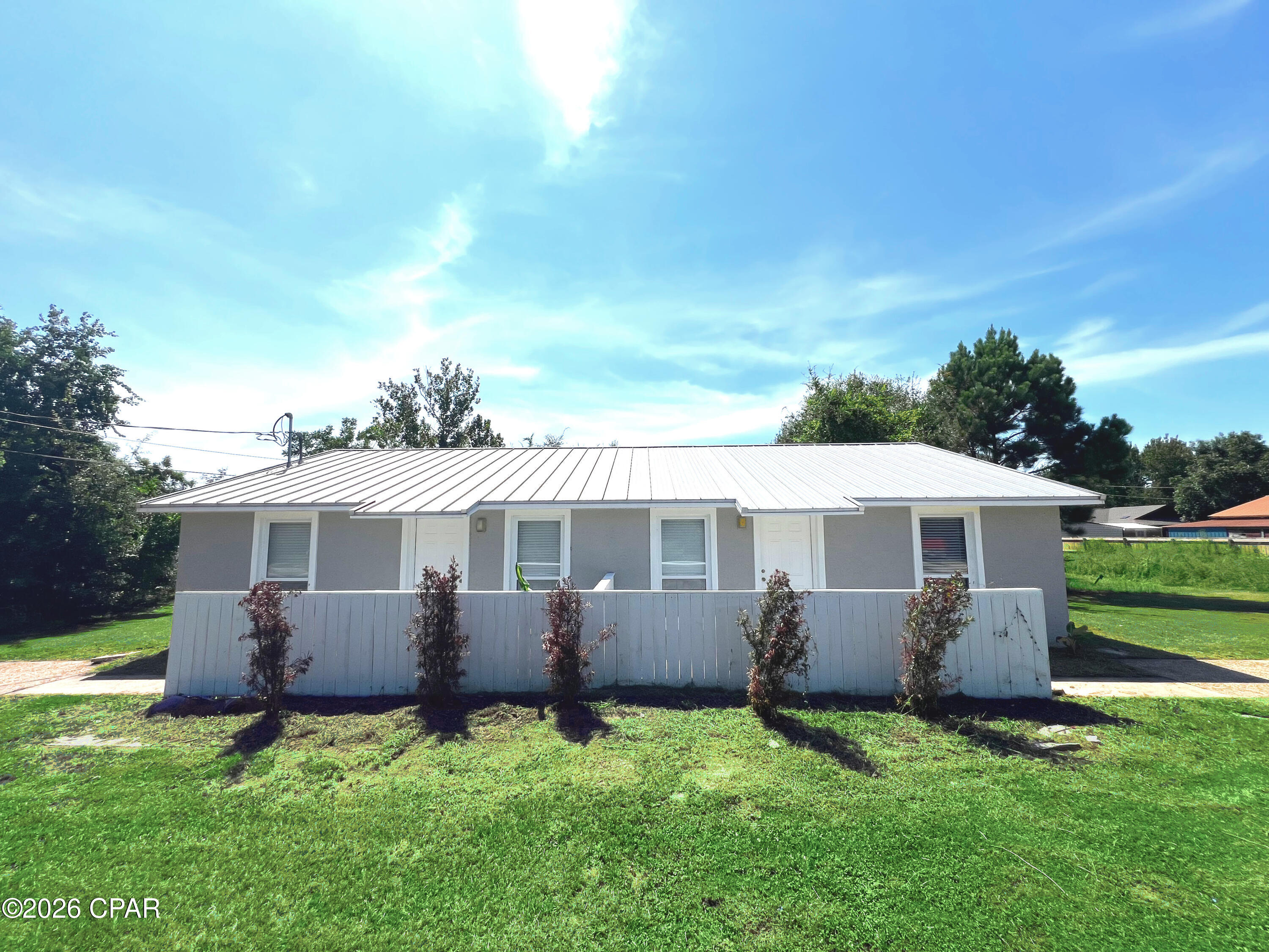 3039 Headland Avenue — photo