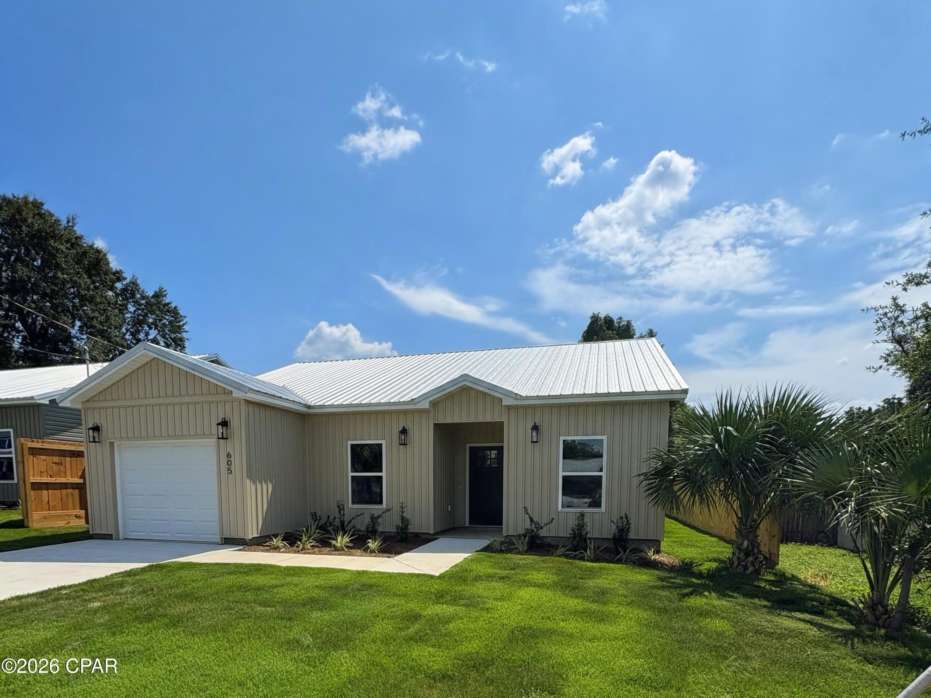 605 Garden Club Drive — photo
