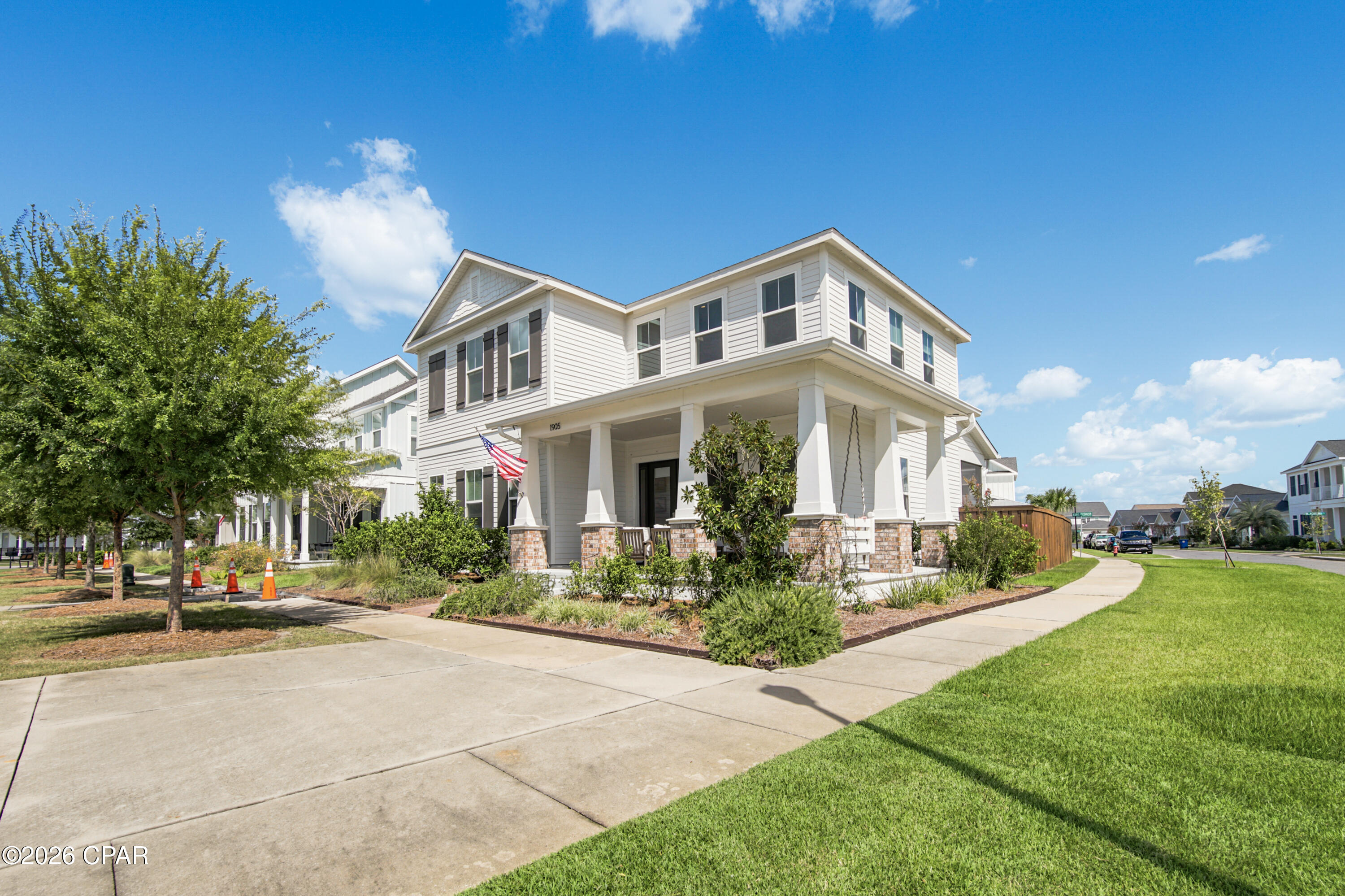1905 Kingfisher Court — photo