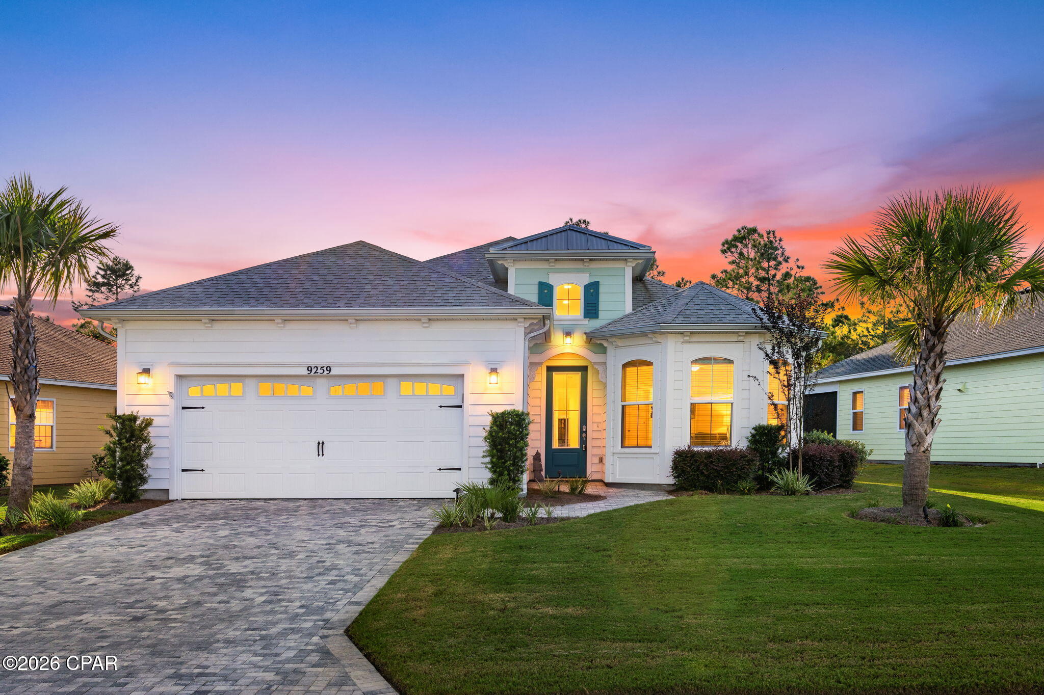 9259 Paradise Drive — photo