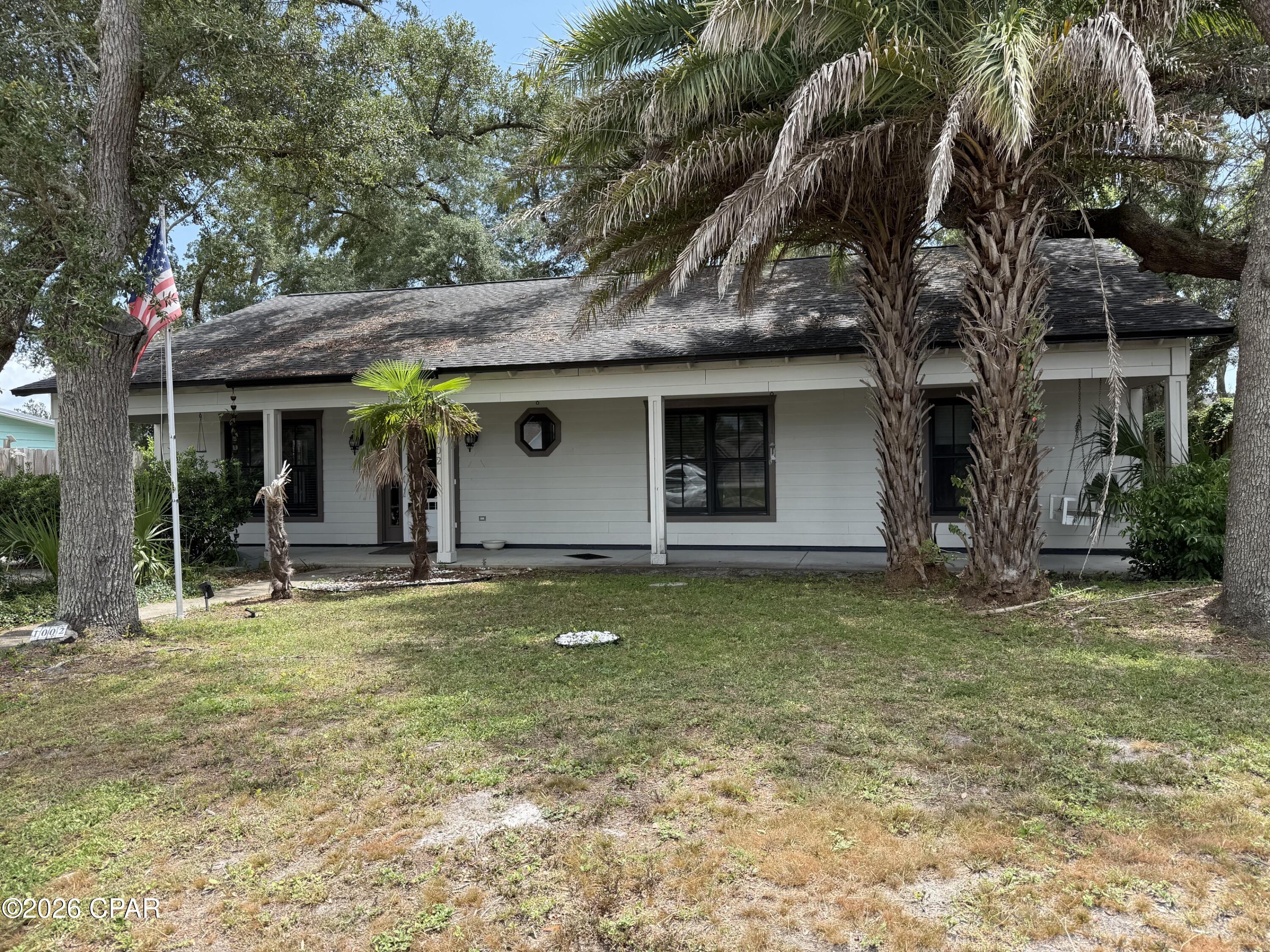 1002 E 2nd Court — photo