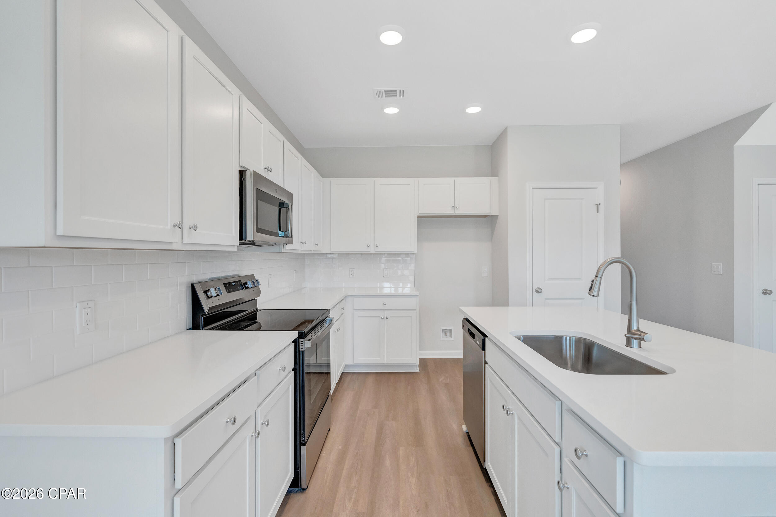 7679 Grotto Lane 18 — photo