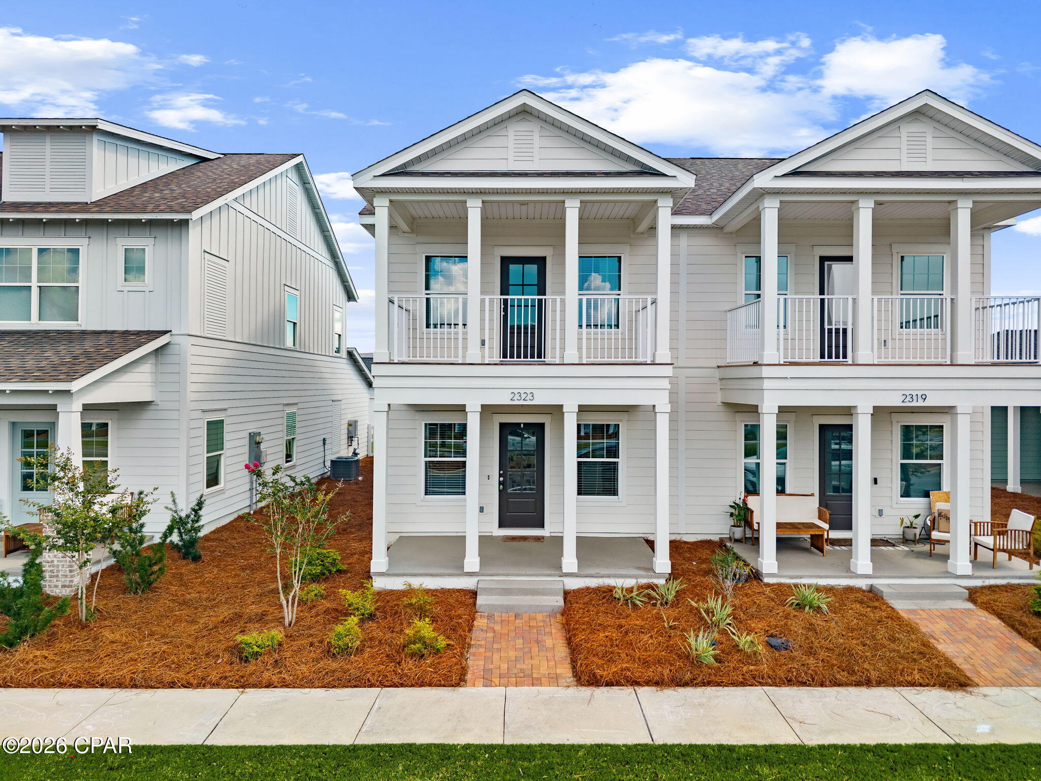 2323 Discovery Loop — photo