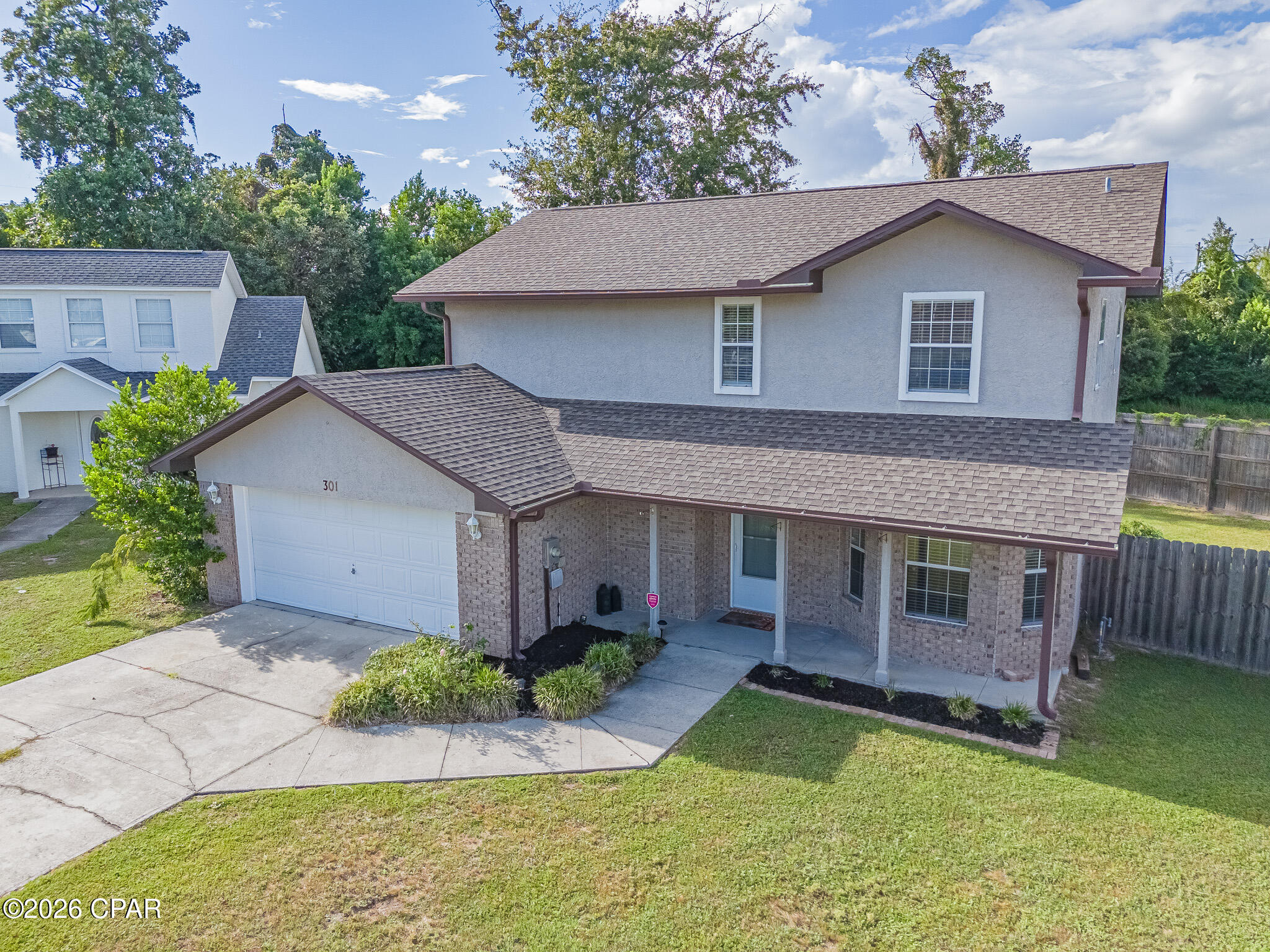 301 Lakeside Drive — photo