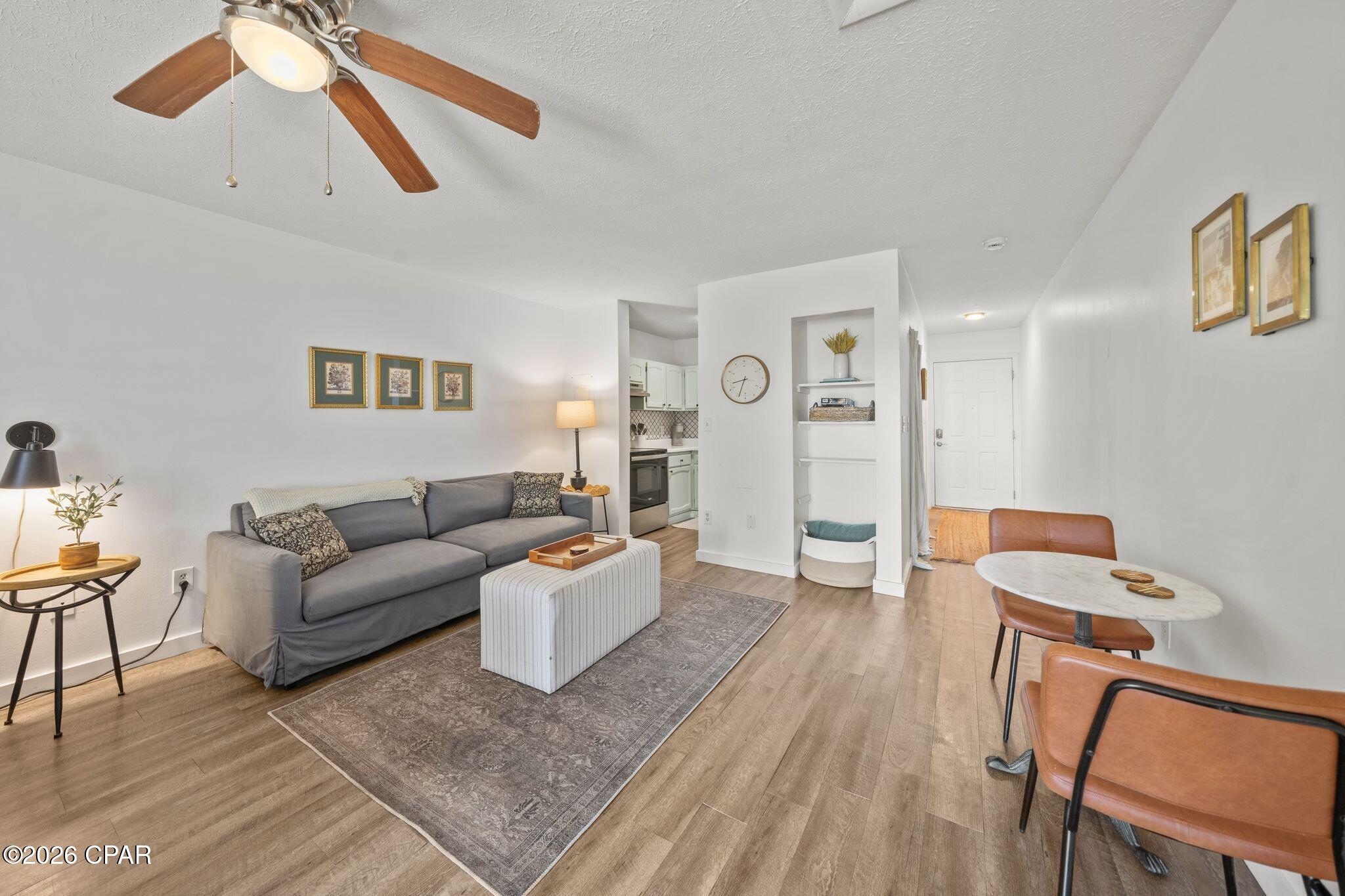 301 Lullwater Drive Unit 277 — photo