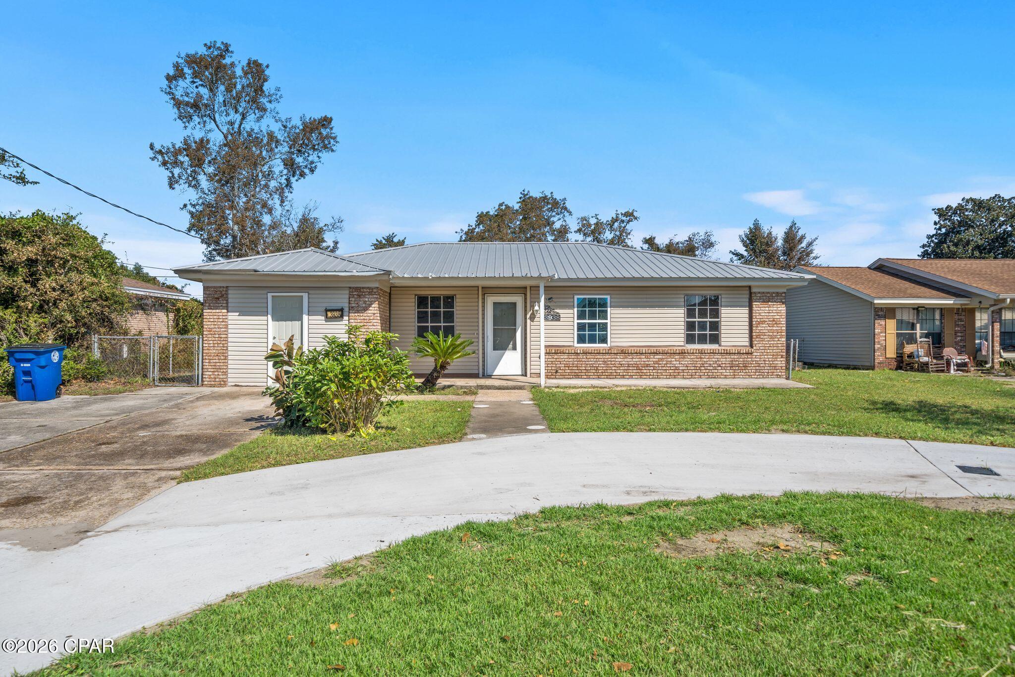 3938 Peters Drive — photo