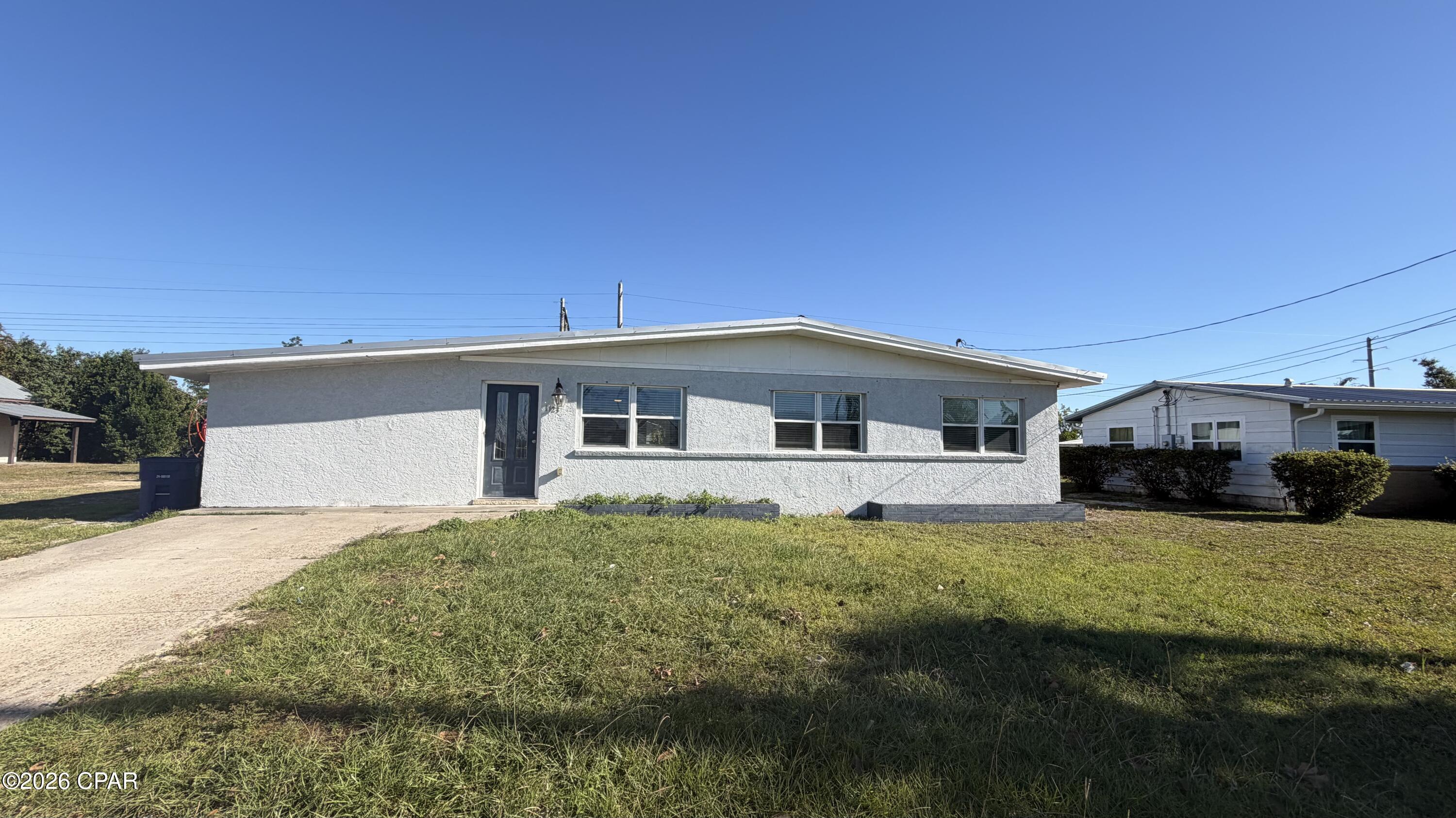 1123 Lindenwood Drive — photo