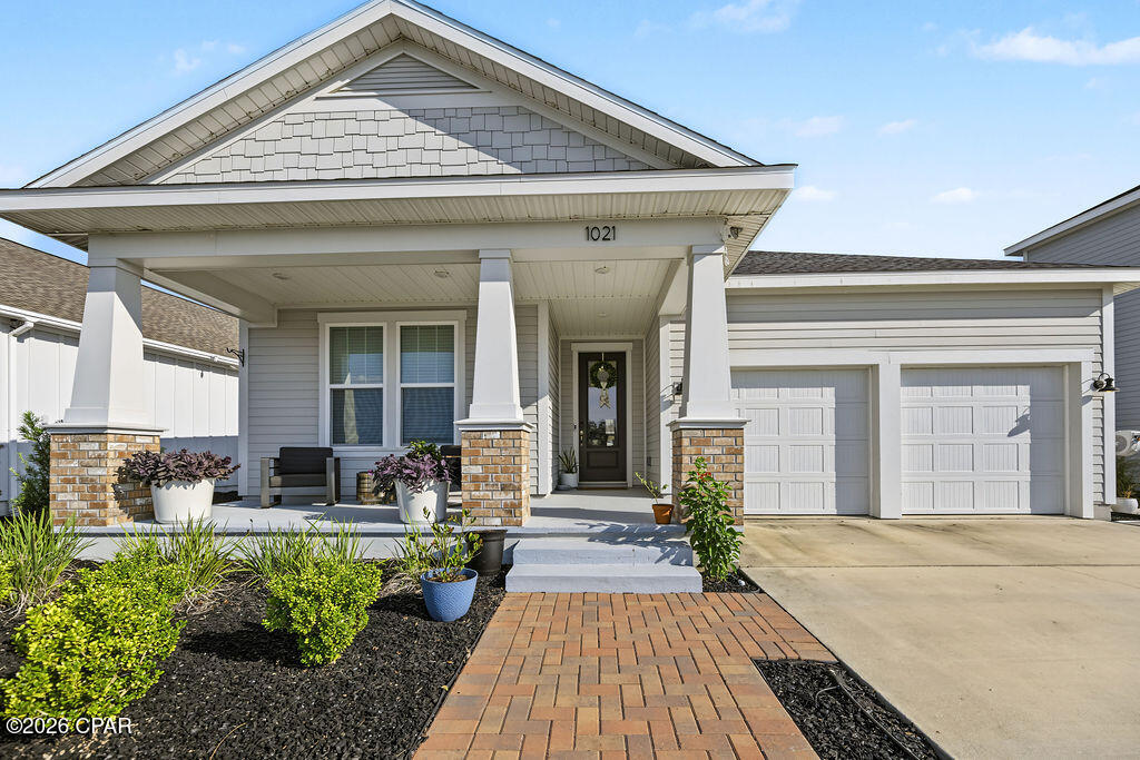 1021 N Discovery Loop — photo
