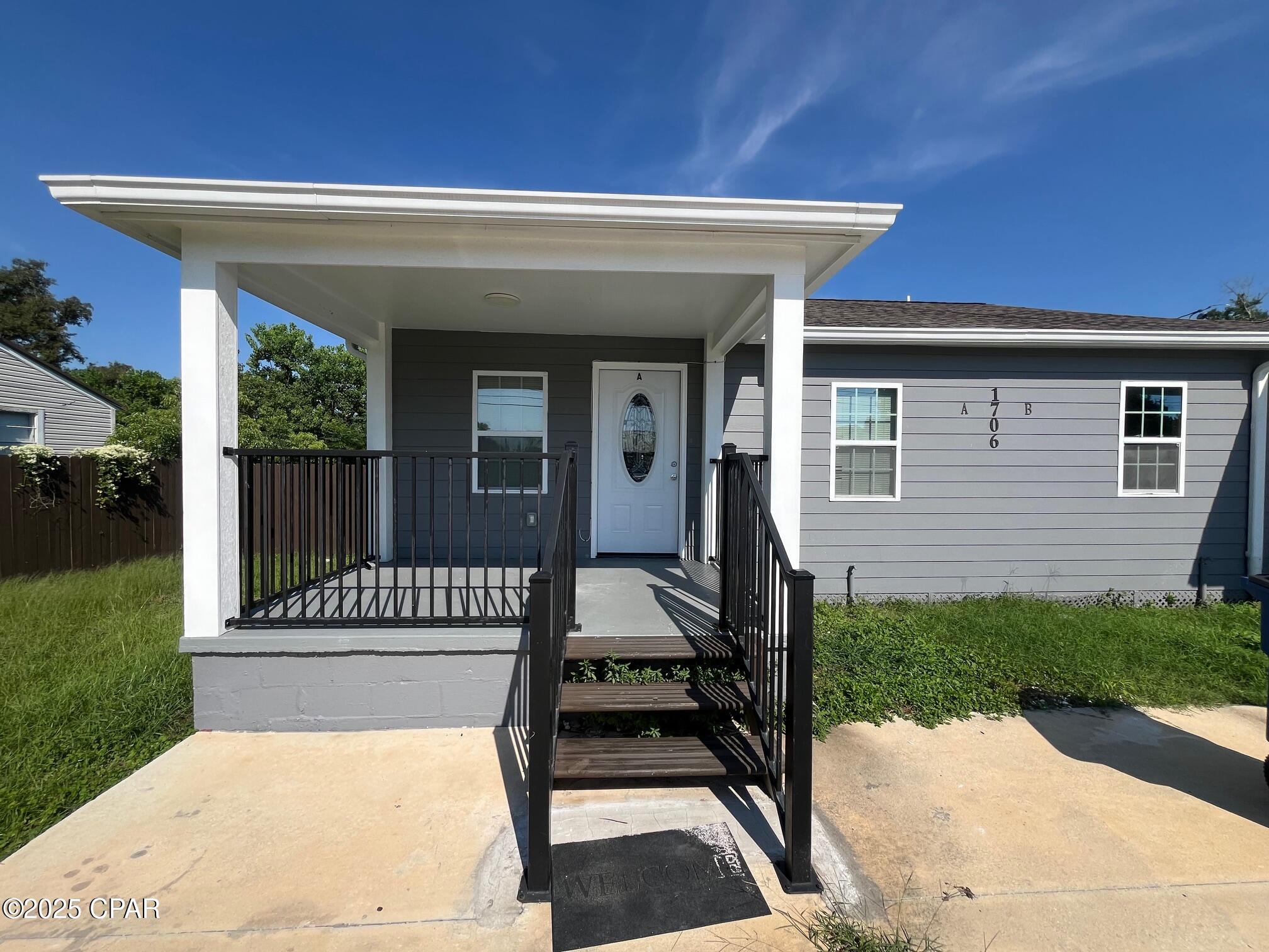 1706 Lake Avenue Unit B — photo