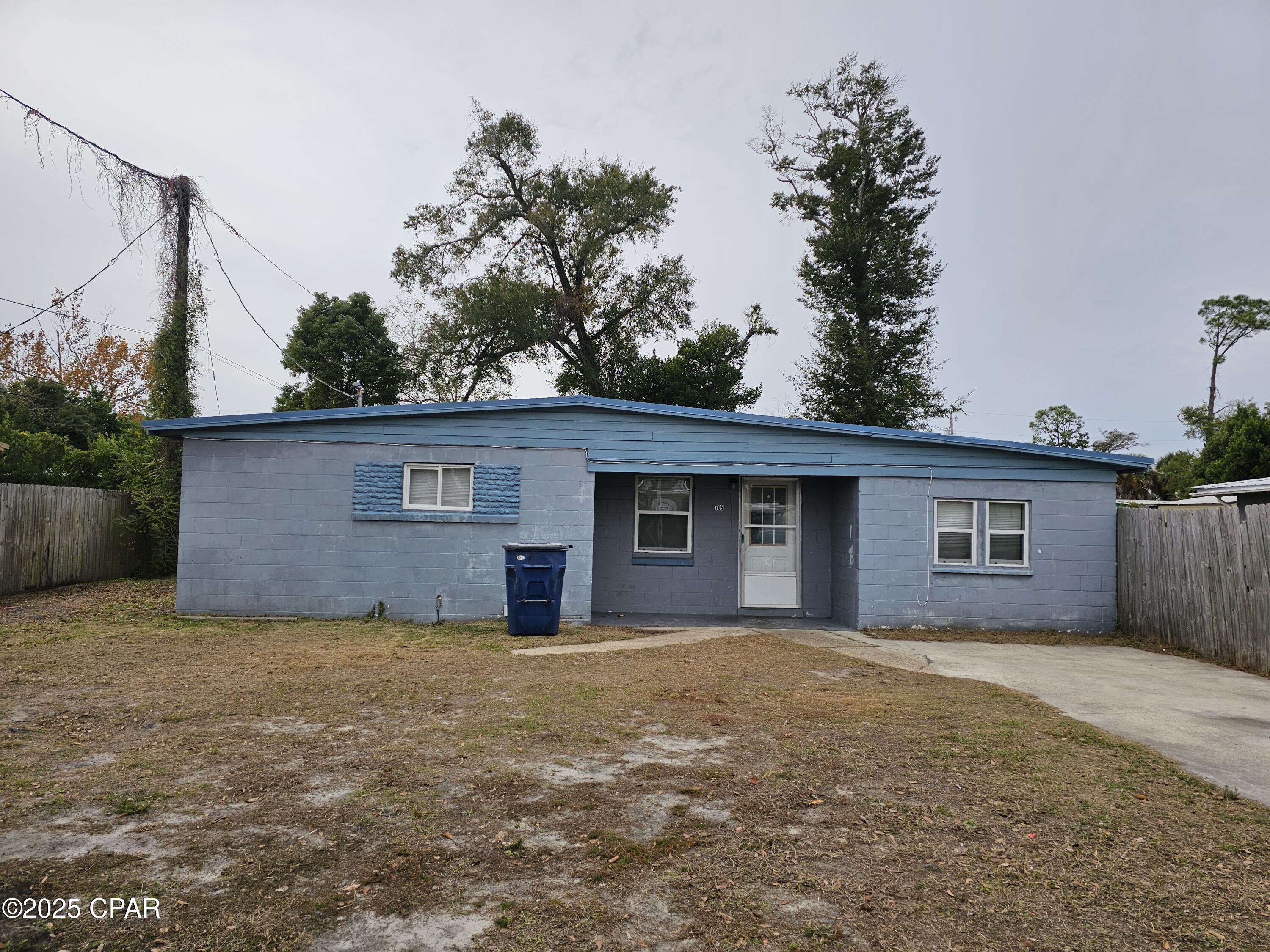 705 Satsuma Avenue — photo