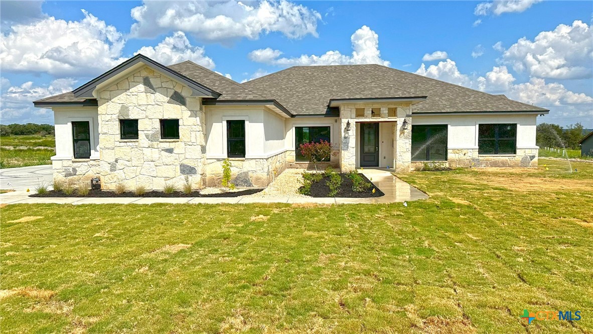 3101 FM 2657 — photo