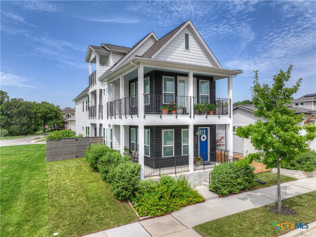 605 Creekside Common — photo