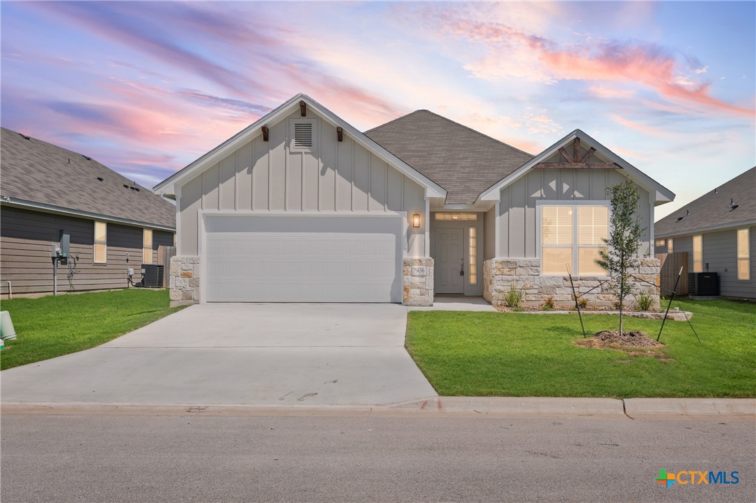 7906 Timber Hollow Lane — photo