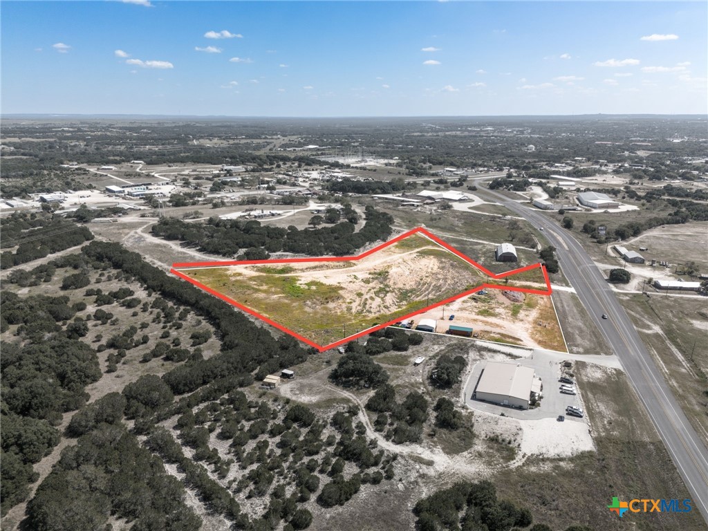 584 N Hwy 183 — photo