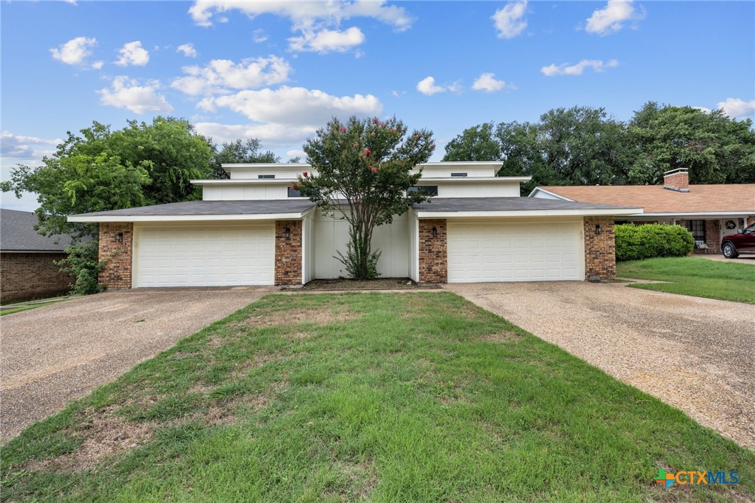 3910 Shallow Ford Road — photo