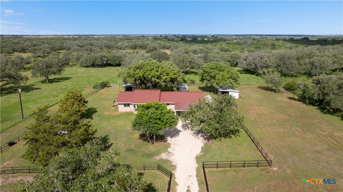 1033 FM 1351 — photo
