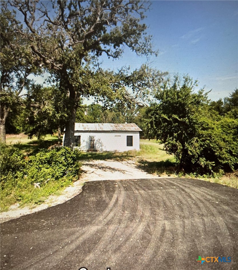 3004 N Travis Avenue — photo