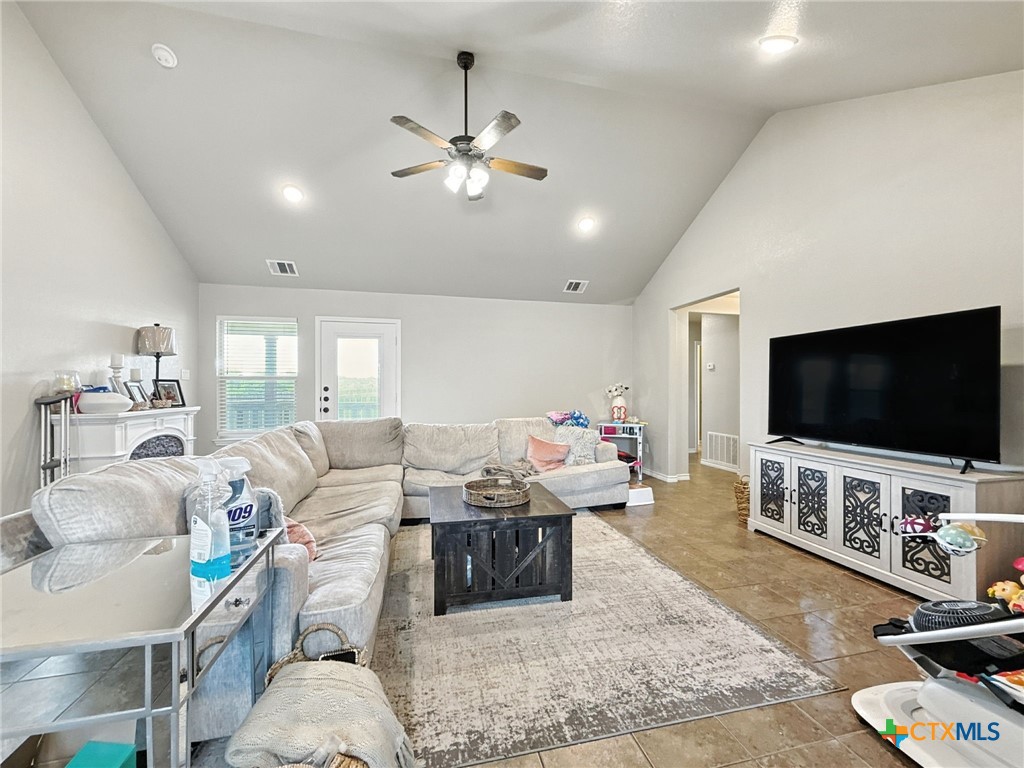 2701 Settlement Road — photo