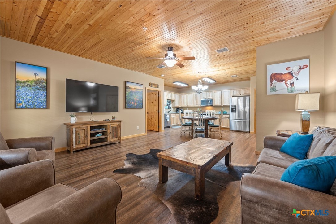1554 Gruene Road a10 — photo
