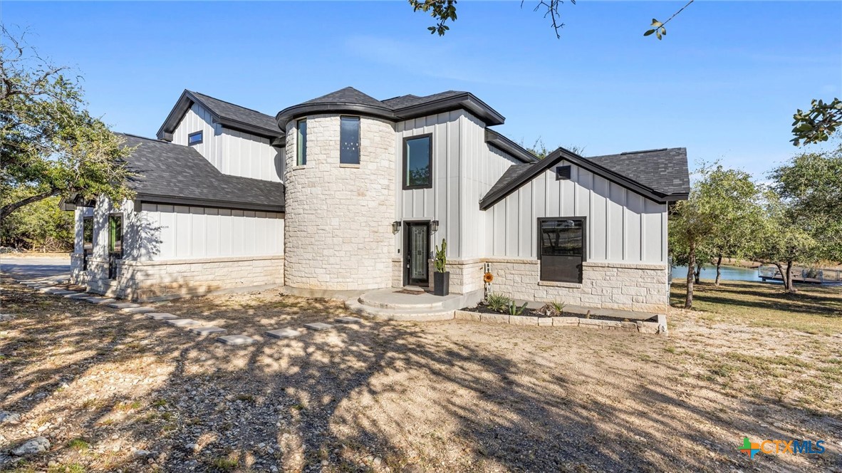 411 Cielo Vista — photo