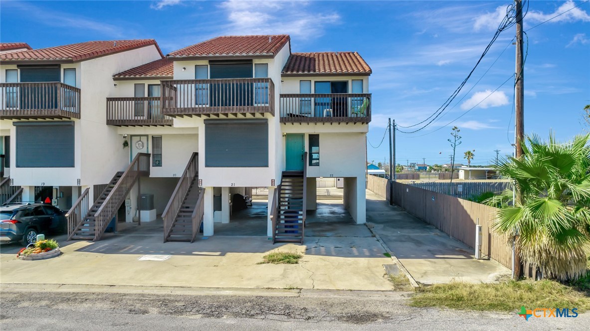 22 Pirates Cove — photo