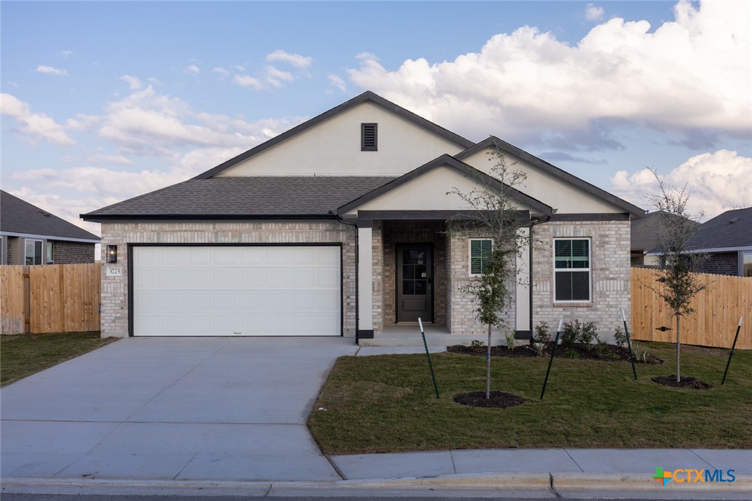 3725 Pin Oak Hills — photo
