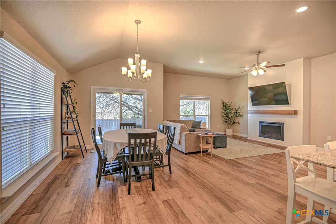 1107 Coriander Road — photo