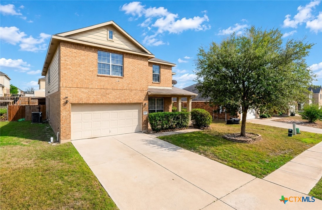 6204 Taree Loop — photo