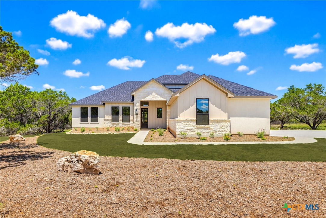 742 Rayner Ranch Boulevard, Spring Branch, TX 78070 — photo 2