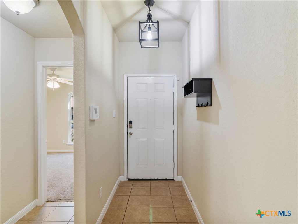 2231 Westover Loop — photo
