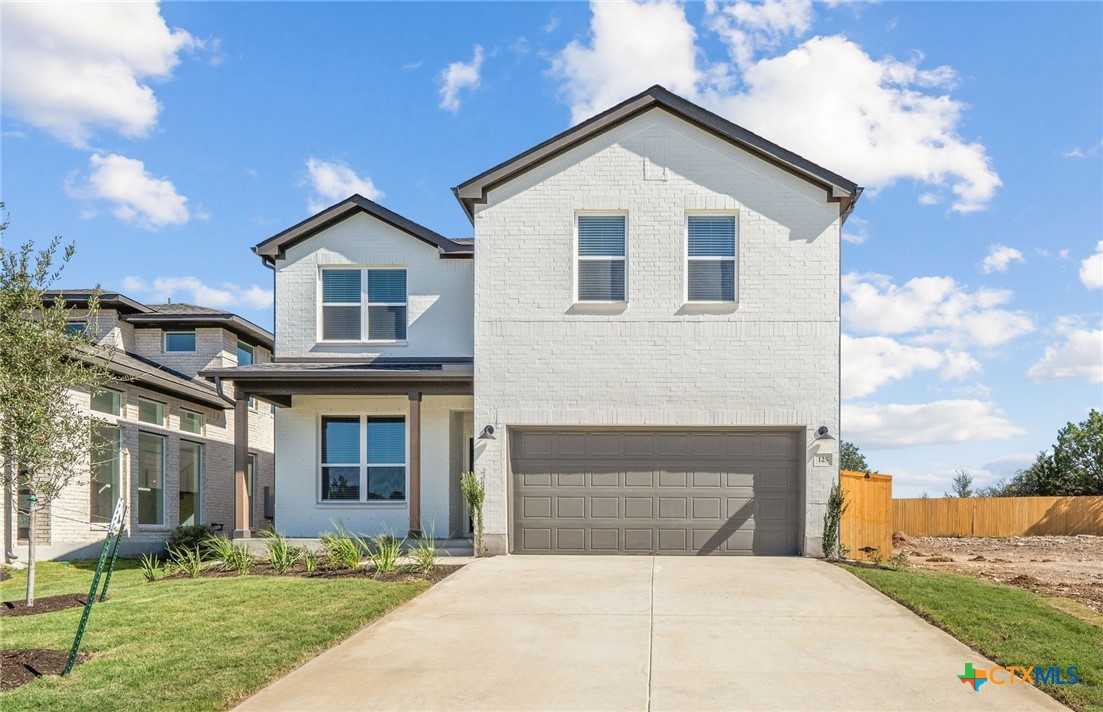 125 Adlai — photo