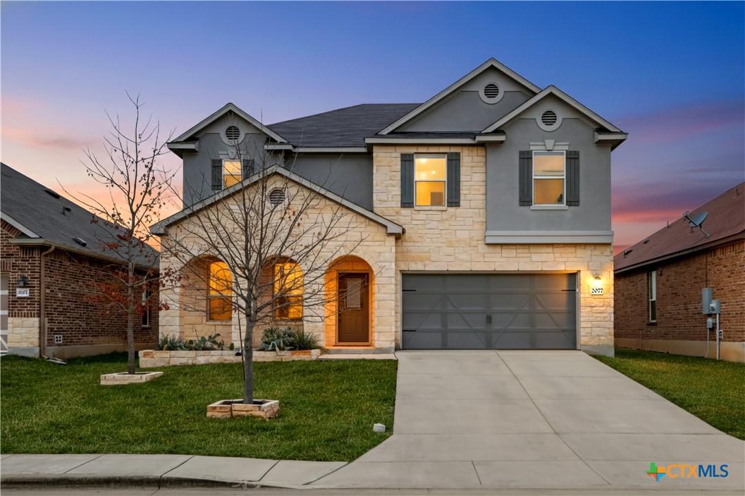 2077 Oxbow Circle — photo