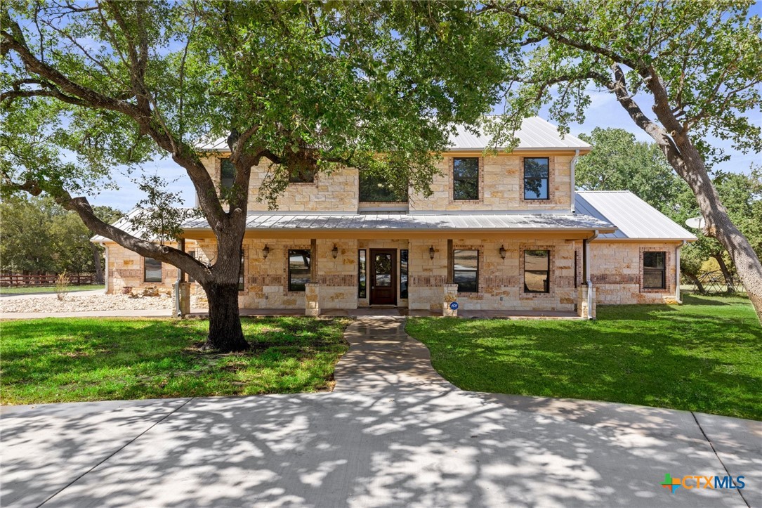 1130 Eastern Oaks — photo