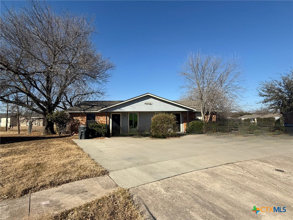 4802 Rainbow Circle — photo