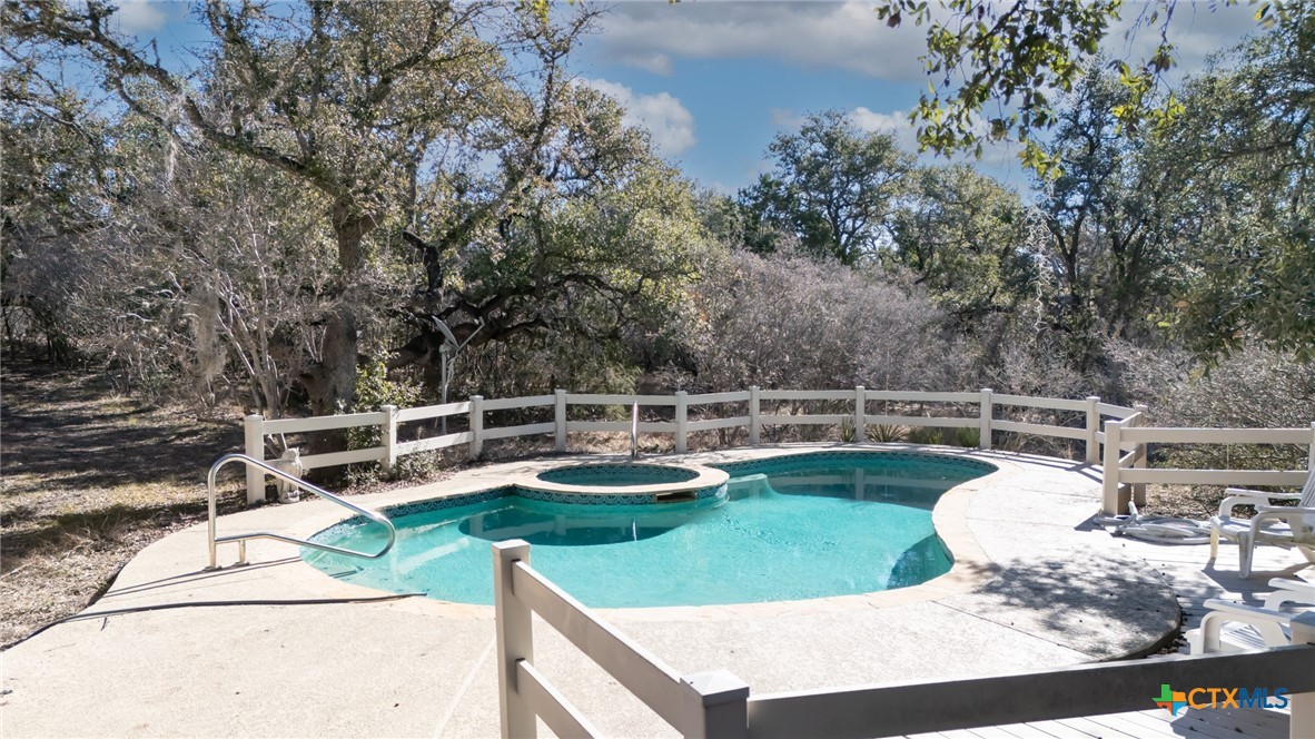 181 Spring Street, Spring Branch, TX 78070 — photo 2