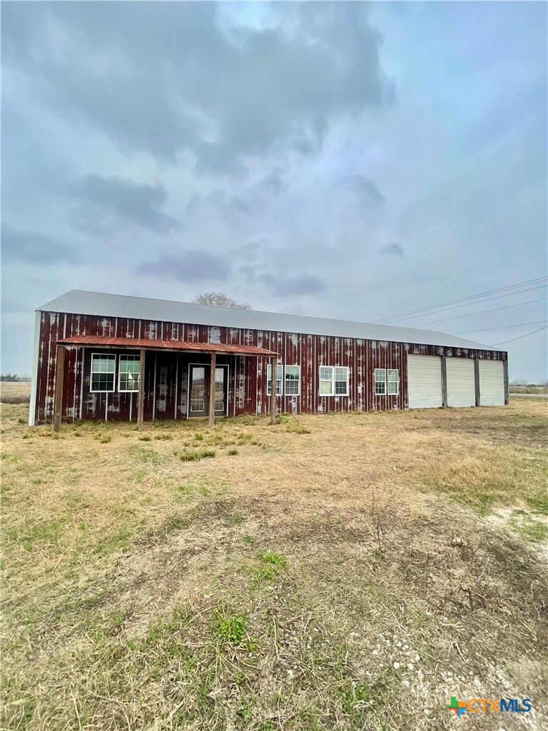 218 FM 710 — photo