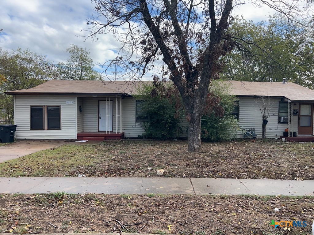 1502 Massey Street — photo