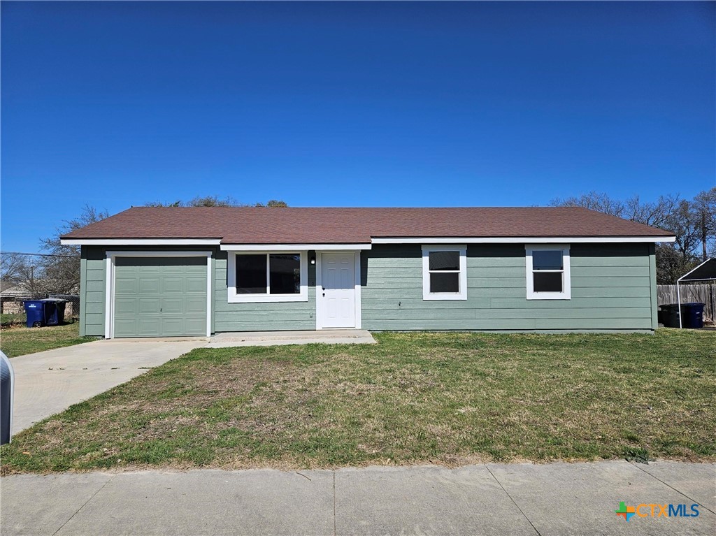 827 Michelle Drive — photo
