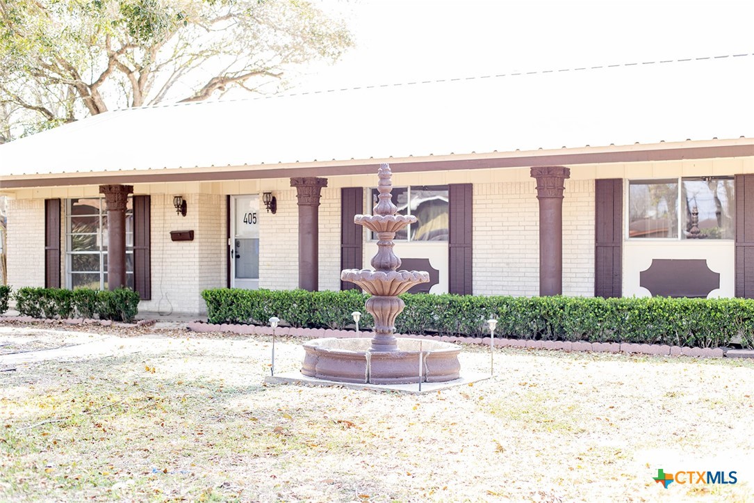 405 Westwood Drive — photo