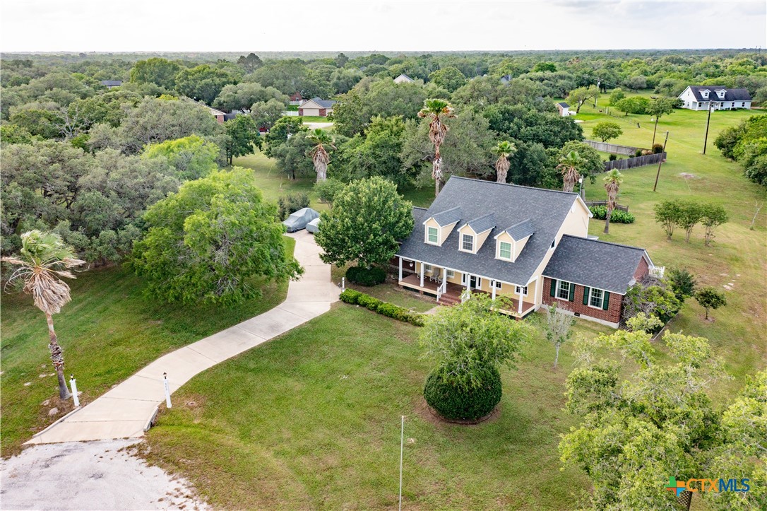 403 Oakside Drive — photo