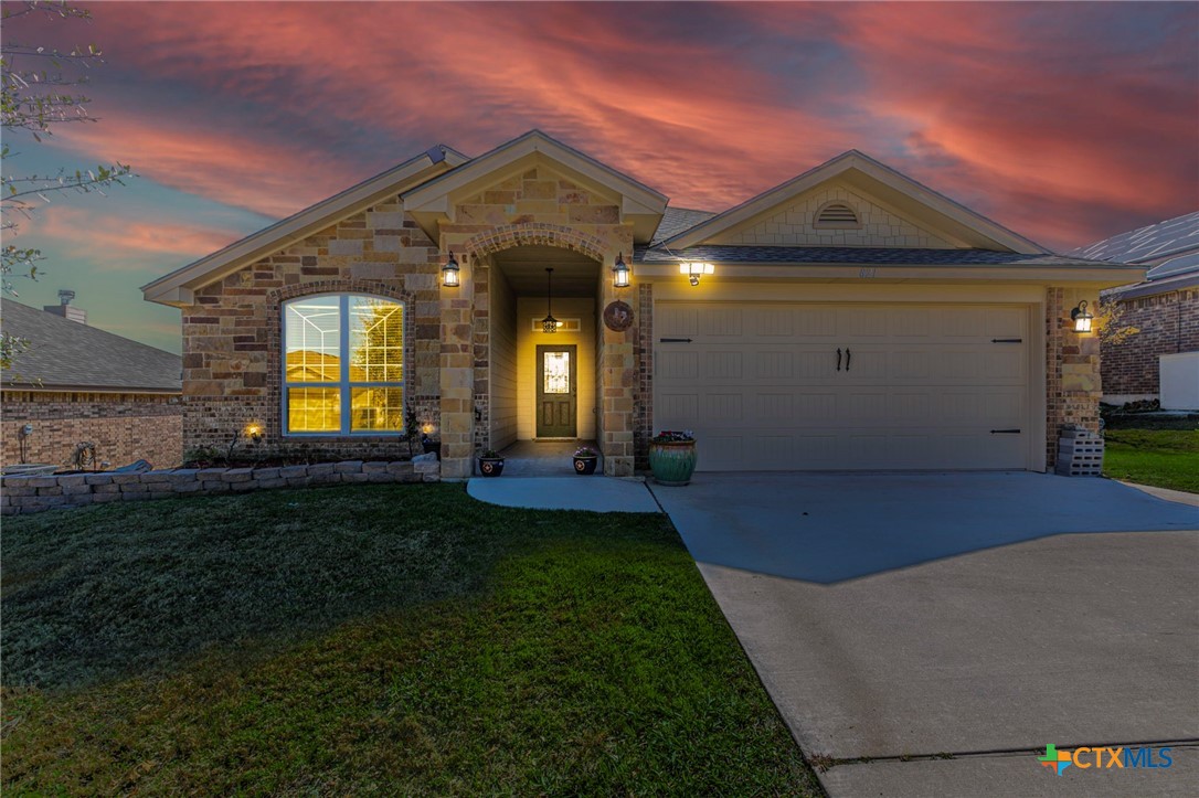821 Kendra Drive — photo