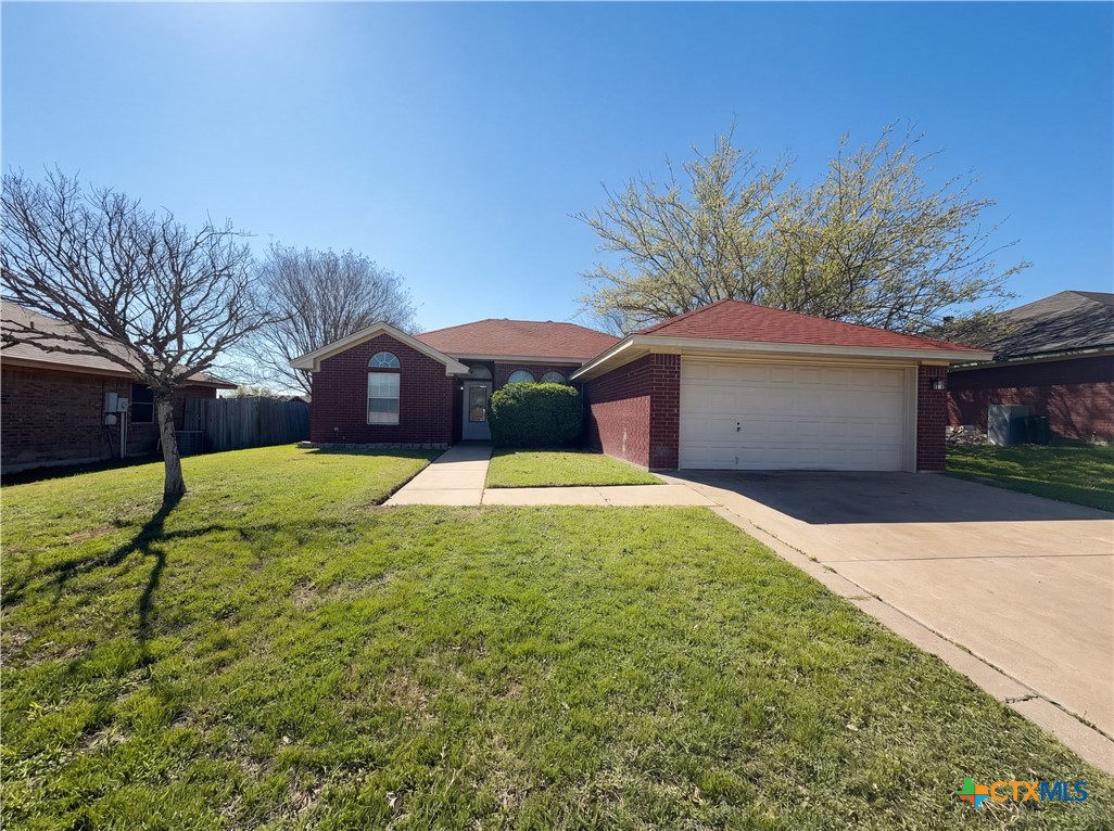 3610 Crosscut Loop — photo