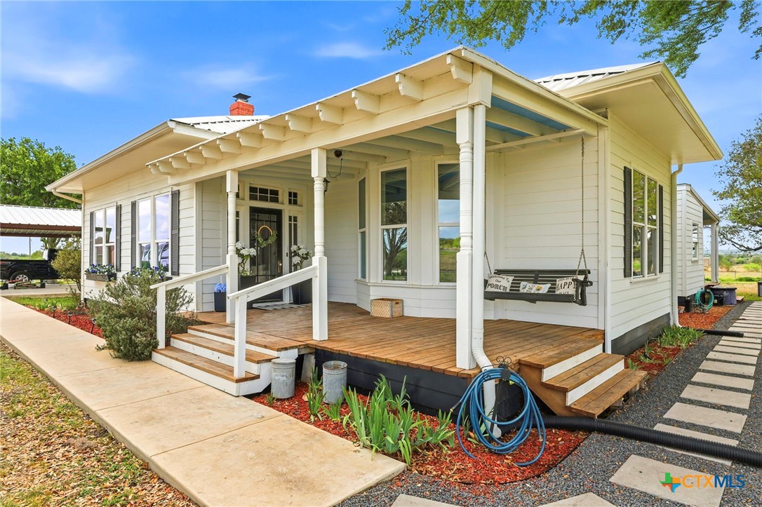 6673 Center Point Road — photo