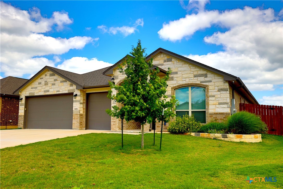 806 Eagle Crest Cove — photo