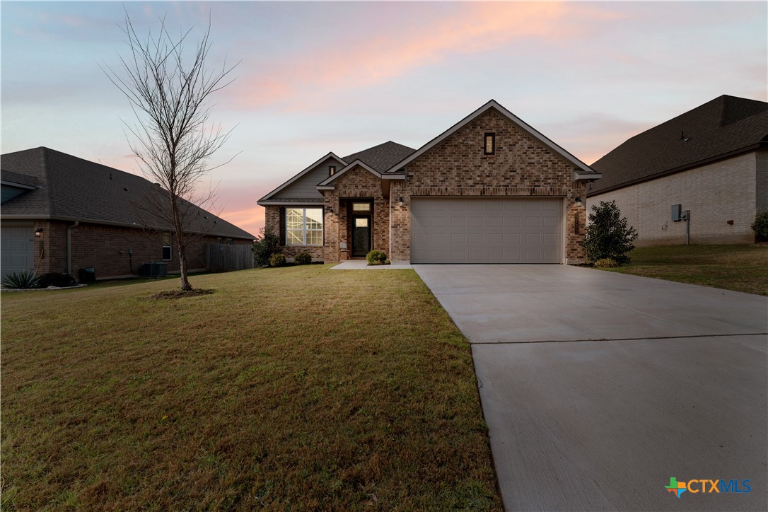5725 Redfish Court — photo