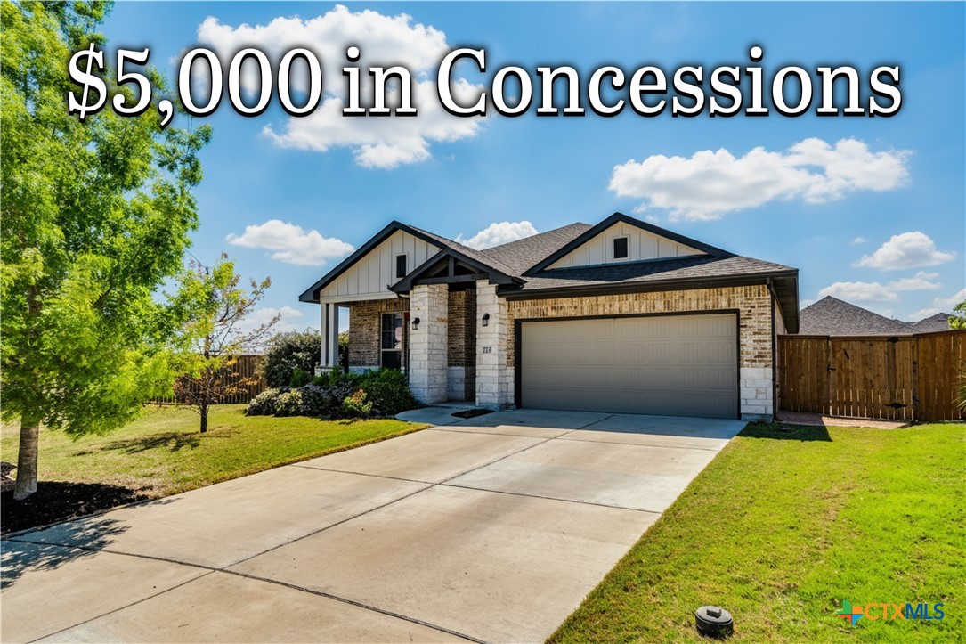 712 Coyote Creek Way — photo