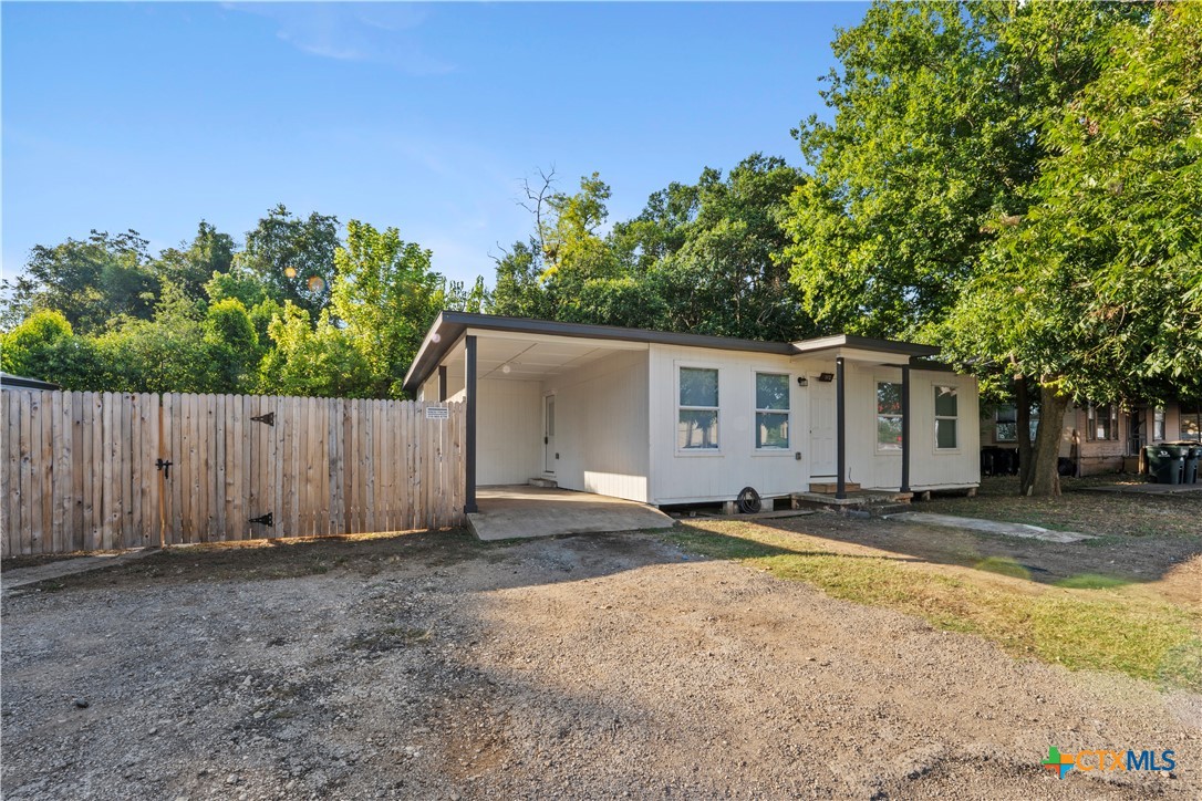 112 Linda Drive — photo
